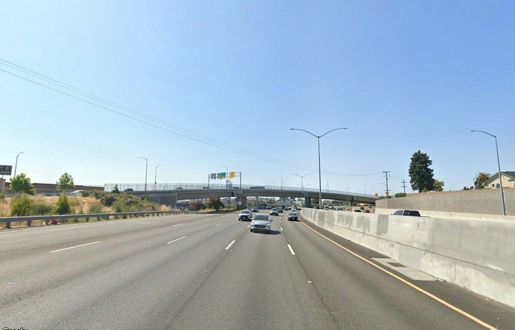 Pedestrian Killed Walking in Traffic Lanes on I-880 in Oakland, CHP Says