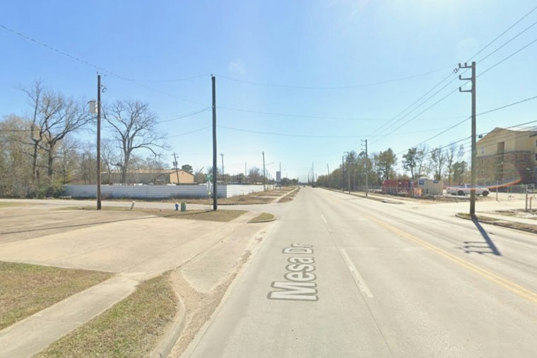 Person Found Fatally Shot After Car Hits Pole in Northeast Houston