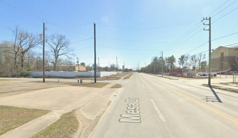 Person Found Fatally Shot After Car Hits Pole in Northeast Houston