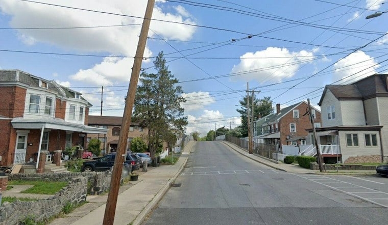 Person Killed by SEPTA Train at Darby Station, Line Suspended