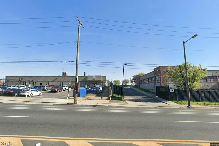Philadelphia Rolls Out First Mobile Methadone Van, Treats 567 So Far