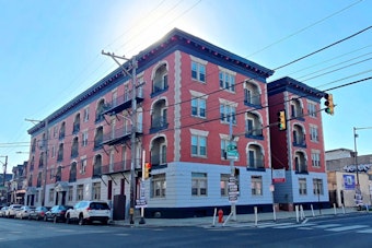 Philadelphia's New Apartments Average 747 Square Feet; Rent Reaches $2,036 a Month
