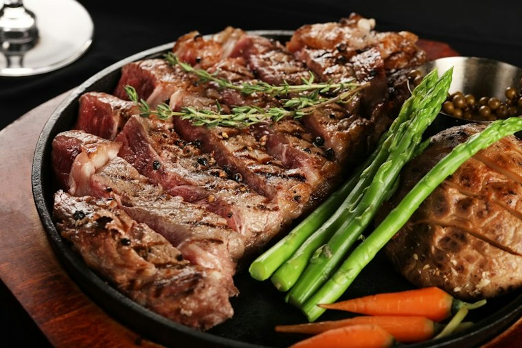 Phoenix Chophouse Bistecca & Bones Brings 40-Ounce Flaming Steak to High Street