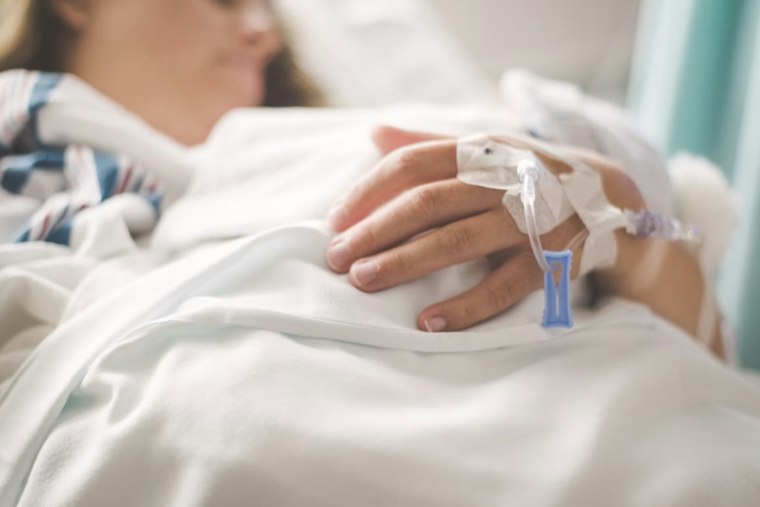 Phoenix Mom With Stage 4 Cancer Set to Lose Disability Benefits This Month
