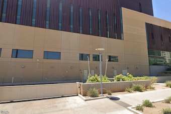 Phoenix Sentencing Hearing Halted After Victim’s Relative Attacks Convicted Killer