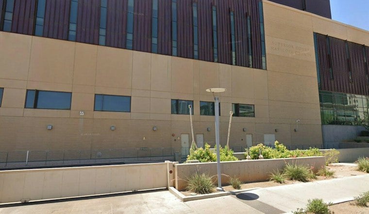 Phoenix Sentencing Hearing Halted After Victim’s Relative Attacks Convicted Killer