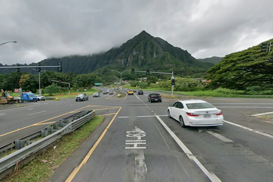 Pickup Rolls Over at Kahekili and Likelike Highways, Driver, 23, Hospitalized