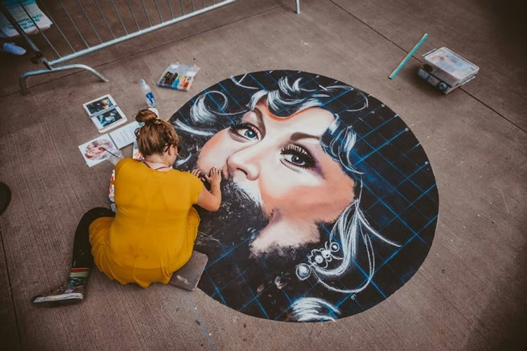 Pigeon Forge's 11th Chalkfest Turns The Island Sidewalks Into Fairy-Tale Art
