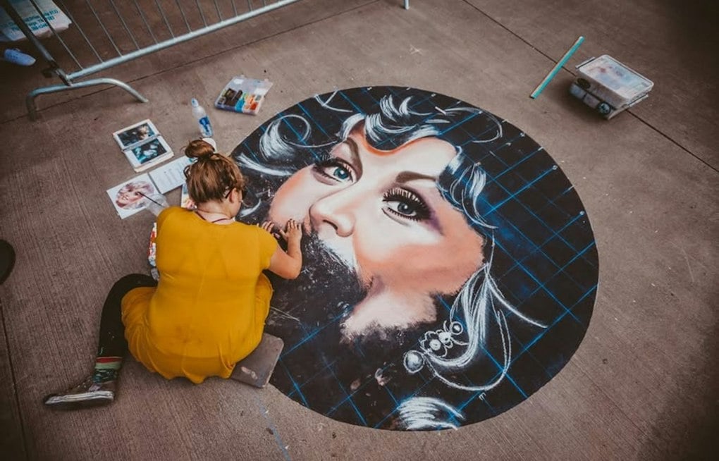 Pigeon Forge's 11th Chalkfest Turns The Island Sidewalks Into Fairy-Tale Art