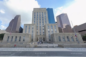 Plummer Poll Shows 16-Point Lead Over Sanchez in Harris County Judge Race