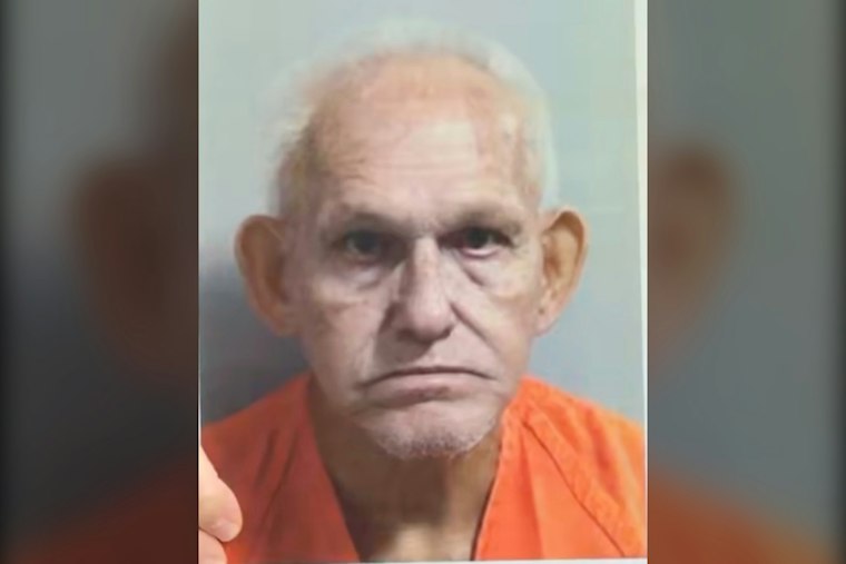 Polk Sheriff Says Man With Child-Sex Conviction Tried to Lure Girl From Bus Stop