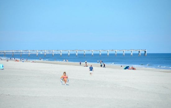 Ponte Vedra Anglers Wrestle 11-Foot Hammerhead to Shore, Then Let It Go