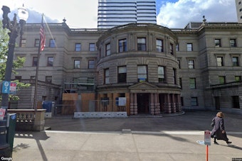Portland Councilors Push Tax Overhaul Hitting 405 Big Firms, Sparing Small Business