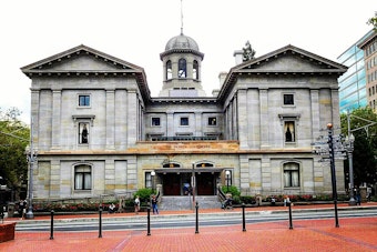 Portland Man Pleads Guilty to Chokehold Attack on Pioneer Courthouse Guard