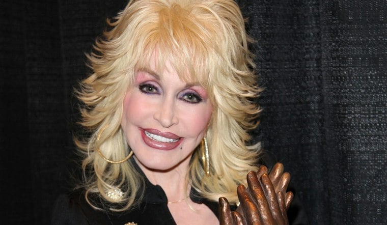 Portland Names Sept. 25 Dolly Parton Day, Toasting a Trail Blazers Roast