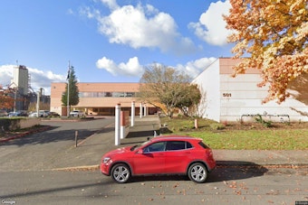 Portland Schools Weigh Screen Time Caps, 5-Year Ban on Classroom AI