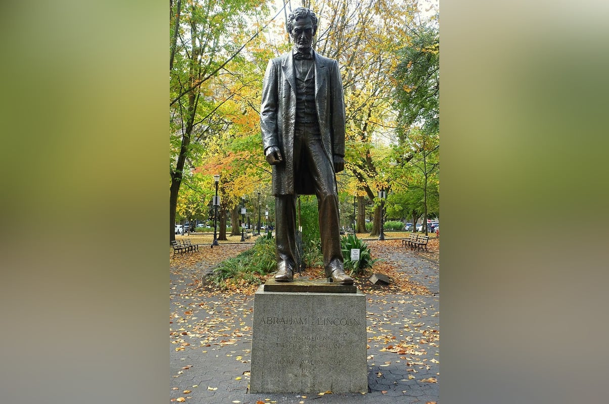 Portland's Toppled Lincoln Statue Set for 2027 Return, but Pedestal Fight Rages On