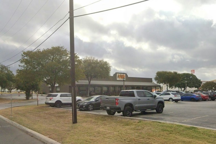 Possible Body Found in Vehicle at Northeast Side Cracker Barrel Lot