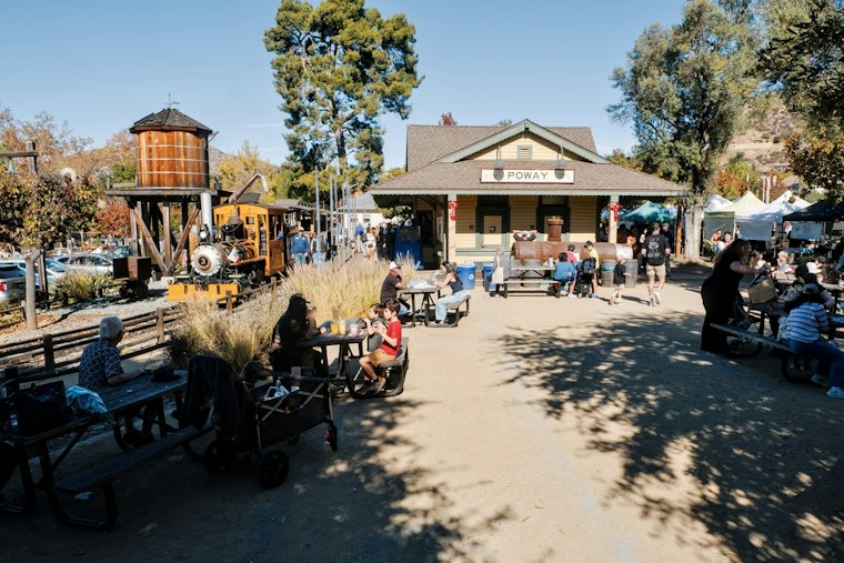 Poway Festival Sends Visitors Back to 1800s With Gold Panning, Fashion Show