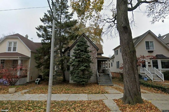 Ravenswood Teardown Gives Way to Two-Flat With Rooftop Deck on Eastwood