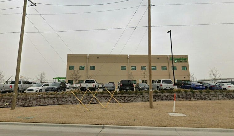 Red Oak Data Center Training Program Helps Turn Career Changers Into Technicians