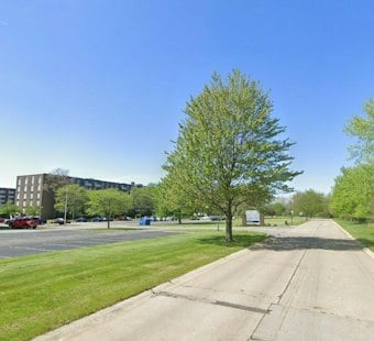 Richmond Heights Tenants Demand Fixes as 444 Park Apartments Rot Under Receivership