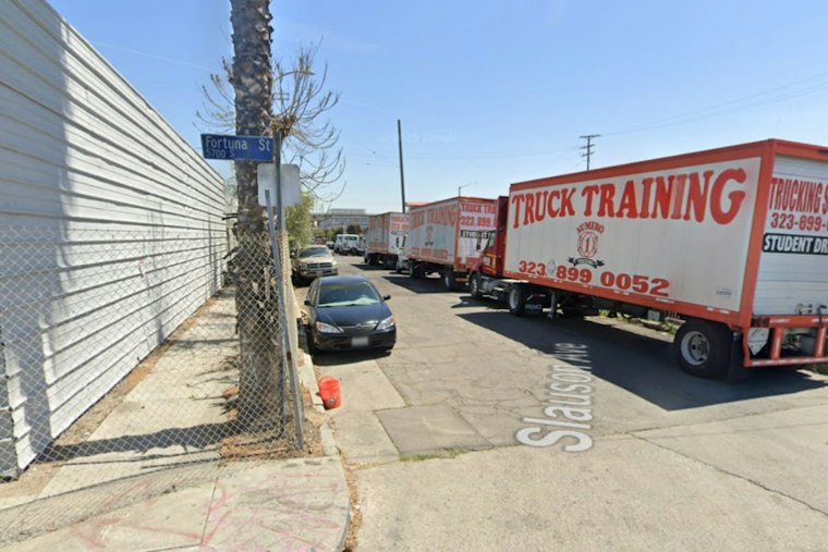 Rifle-Wielding Trio Robs Victim of Phone Near Slauson Metro Station