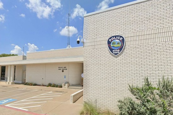River Oaks Police Kill Suicidal Man Who Pointed Gun at Officers Overnight