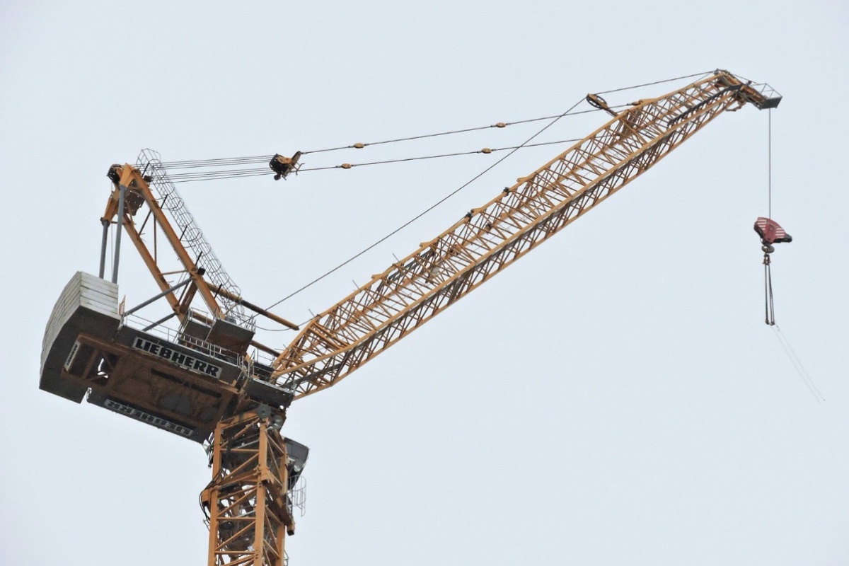 Crane Collapse Hits Two Homes in River Vale, NJ