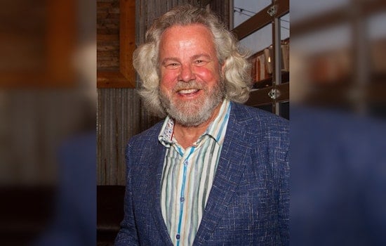 Texas A&M Grad Robert Earl Keen Headlines UT's No. 1 Ohio State Showdown Bash
