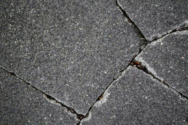 Rolling Ridge Club Residents Walk in the Street as Sidewalks Crack, City Says Pay Up