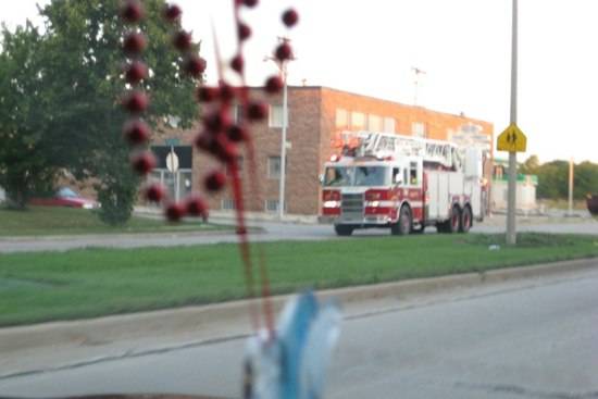 Rooftop Fire Breaks Out at Milwaukee Power Plant, Five Workers Escape Unhurt