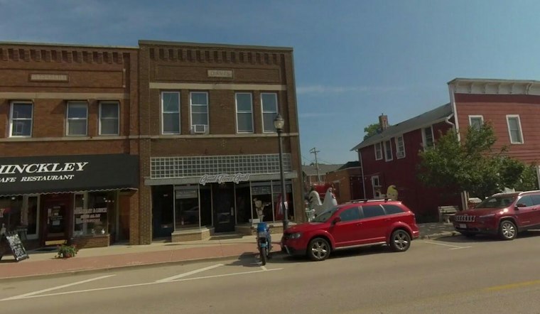 Rosati's Pizza Plants Its Flag in Hinckley on East Lincoln Avenue