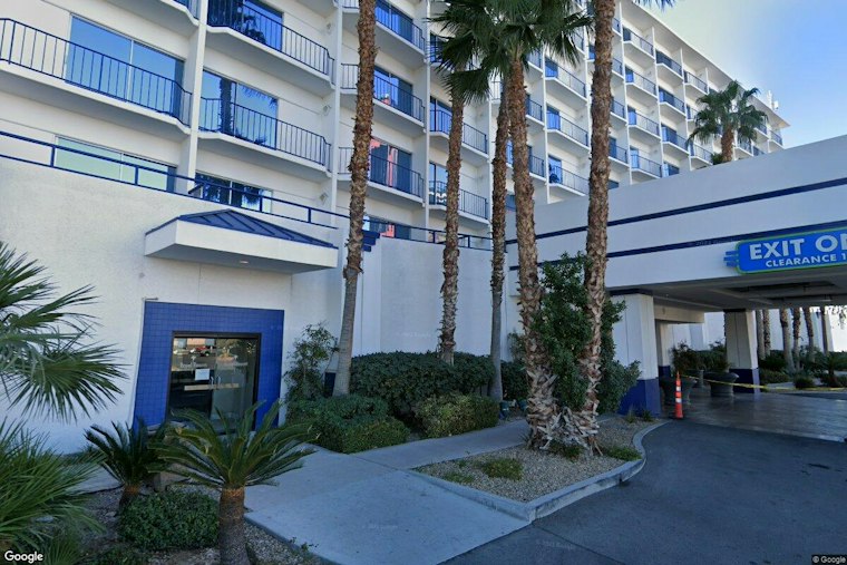 Royal Resort Hotel Near Vegas Strip Comes Down, Union Cries Foul Over Non-Union Crew