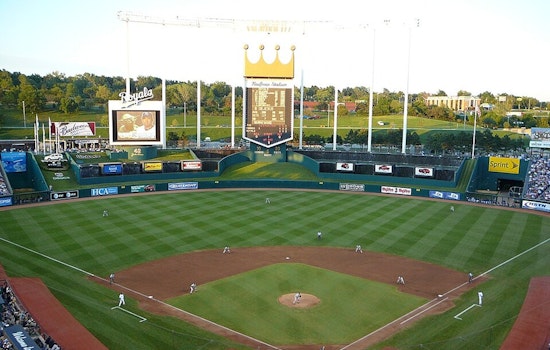 Royals Coach to Climb 2,200 Stairs at Kauffman in Full Firefighter Gear