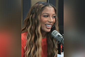 Sacramento's Victoria Monét Brings Frequency Of Love Tour Home to Memorial Auditorium