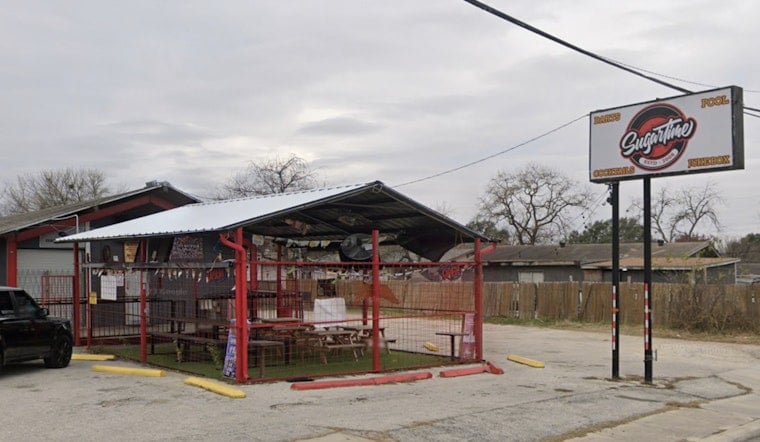San Antonio Bar Beating Leaves Man in Surgery, Two Suspects Still at Large
