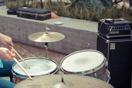 San Antonio Drummer Uses Thighs Instead of Feet