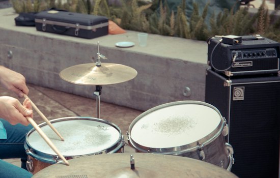 San Antonio Drummer Uses Thighs Instead of Feet