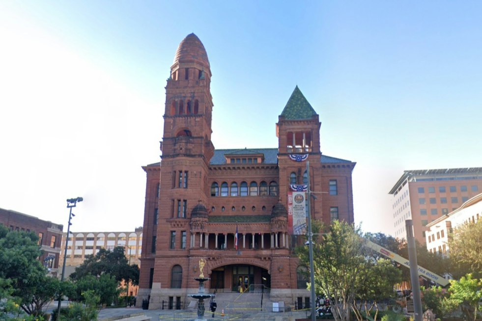 San Antonio Homeowner Beats HOA After 3-Year Fight, Wins $33K Judgment