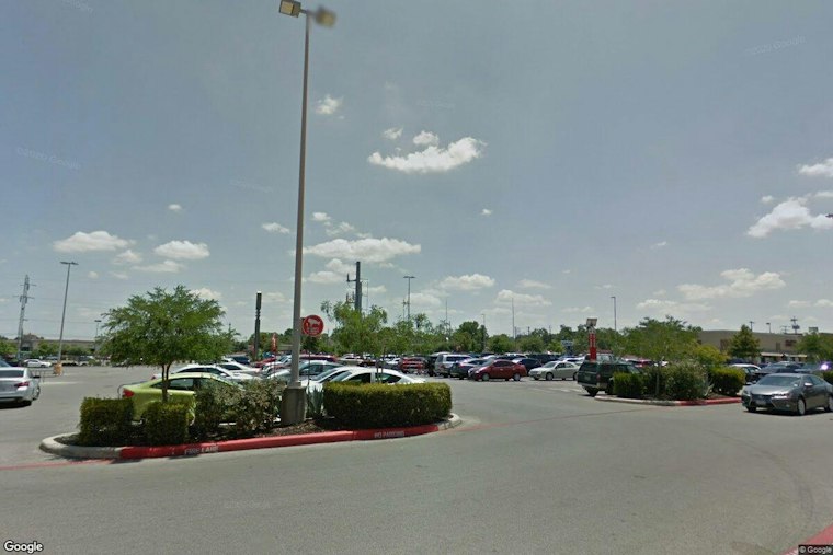 San Antonio Still Missing 4,275 Streetlights, and Some Residents Are Saying No Thanks
