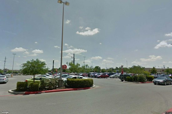 San Antonio Still Missing 4,275 Streetlights, and Some Residents Are Saying No Thanks