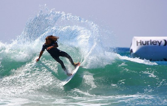 San Clemente's Lower Trestles Waits Out Flat Surf With Playoff Berths at Stake