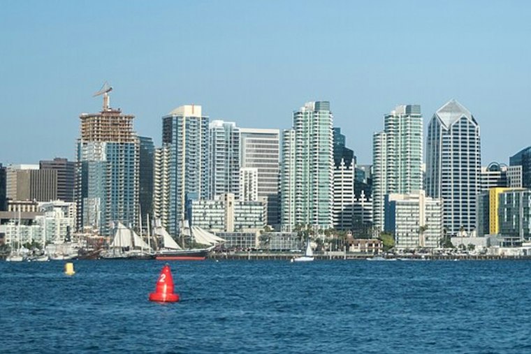 San Diego Sizzles: Heat Warning Peaks as High Tide Threatens Coastal Flooding