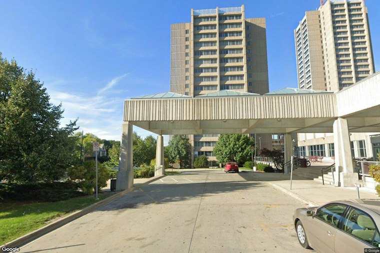 Sandburg Hall Elevators Fail Again, UWM Students With Health Conditions Left Climbing 22 Flights