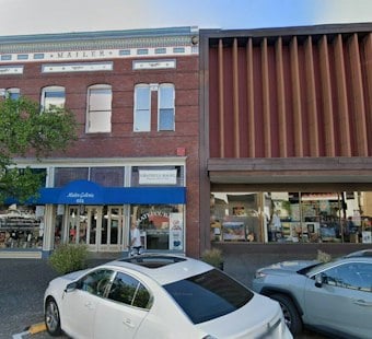 Santa Rosa Fiber Artist Turns Kitchen Dye Job Into Downtown Yarn Shop