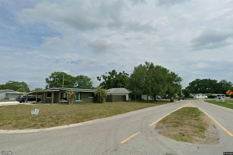 Sarasota Man, 19, Held on ICE Detainer After Late-Night Stabbing on Lahaina Drive