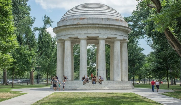 Satirical Arcade Game Mocks Trump's Greenland Ambitions at DC War Memorial