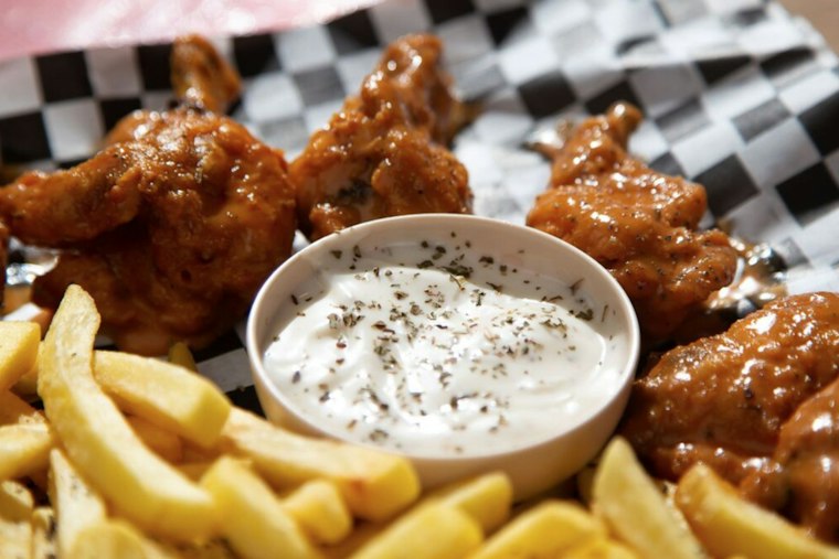 Sauce N' Bone Set to Bring Flavor-First Wings to Justin Plaza in Jacksonville