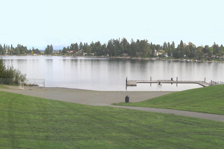 SeaTac Drowning Victim Pulled From Angle Lake After 17 Minutes Underwater